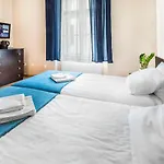 Navigator Apartments